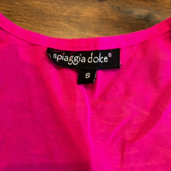 Women’s beach cover up. - Picture 3 of 4